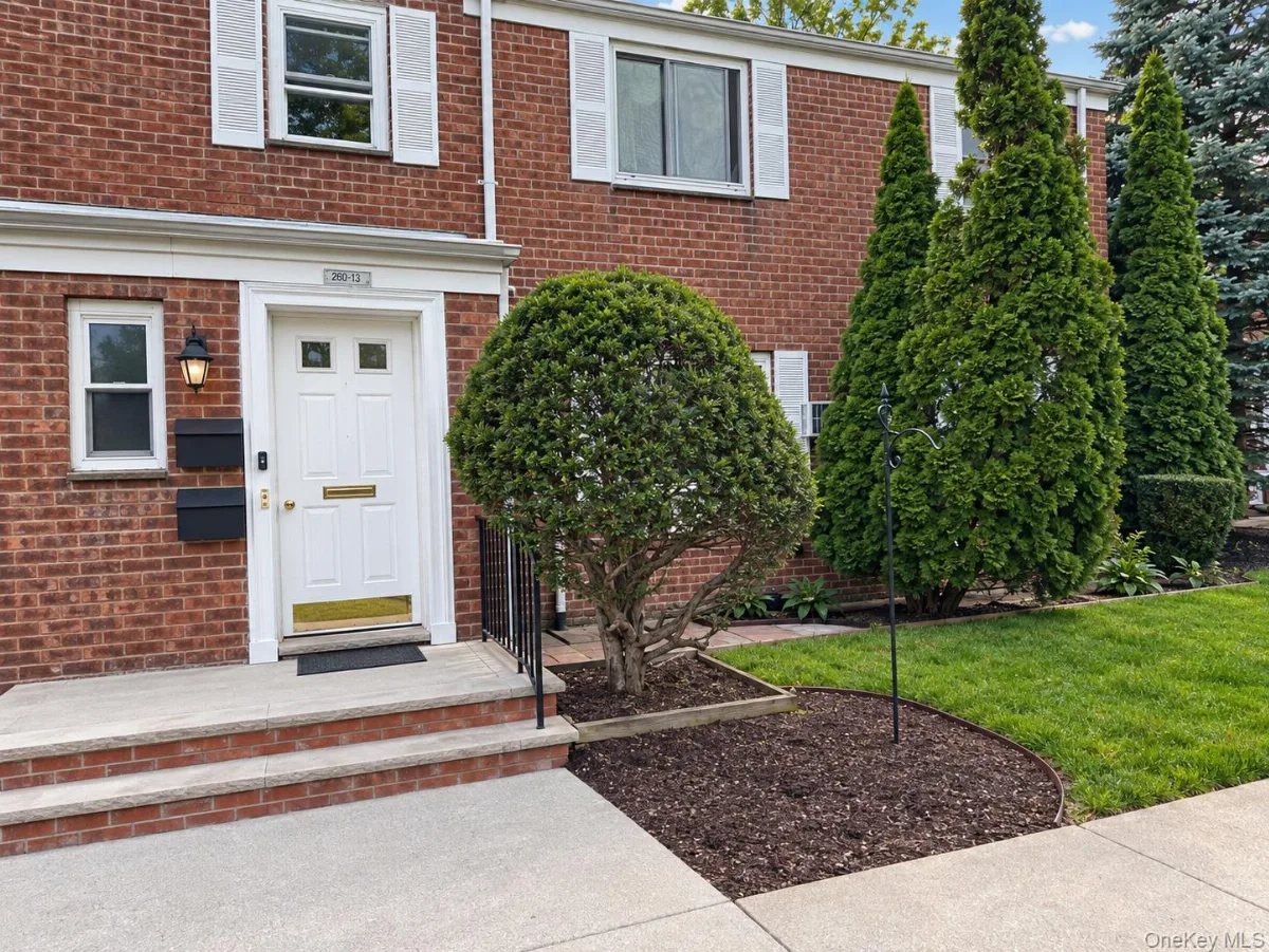 260-13 74th Avenue #1, Glen Oaks NY -- Glen Oaks Village Coop for sale