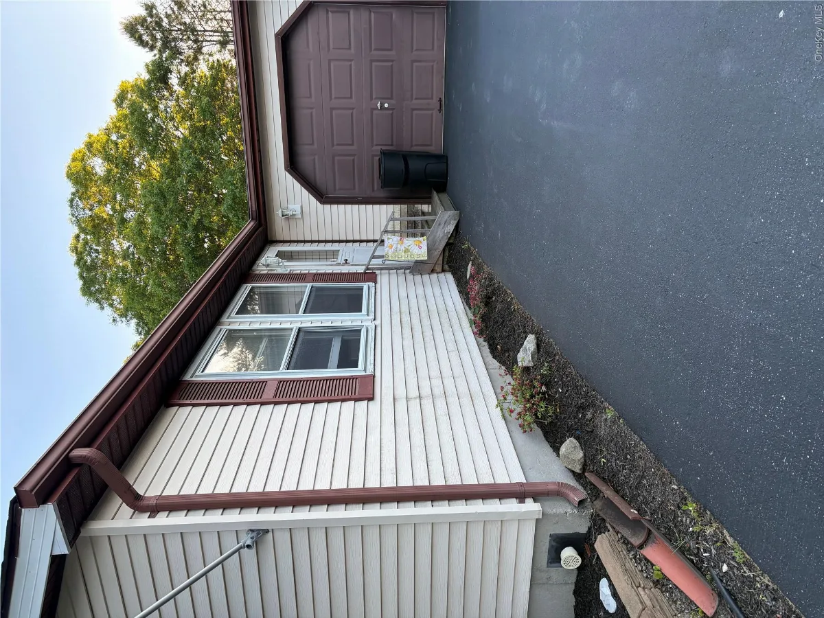 89 Village Circle, Manorville NY -- Greenwood Village Condo for sale