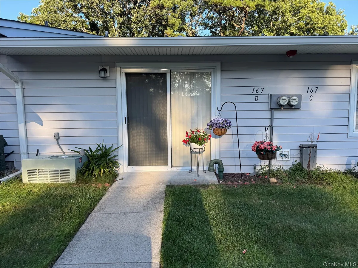 167 Ventry Court #D, Ridge NY -- Leisure Village Condo for sale