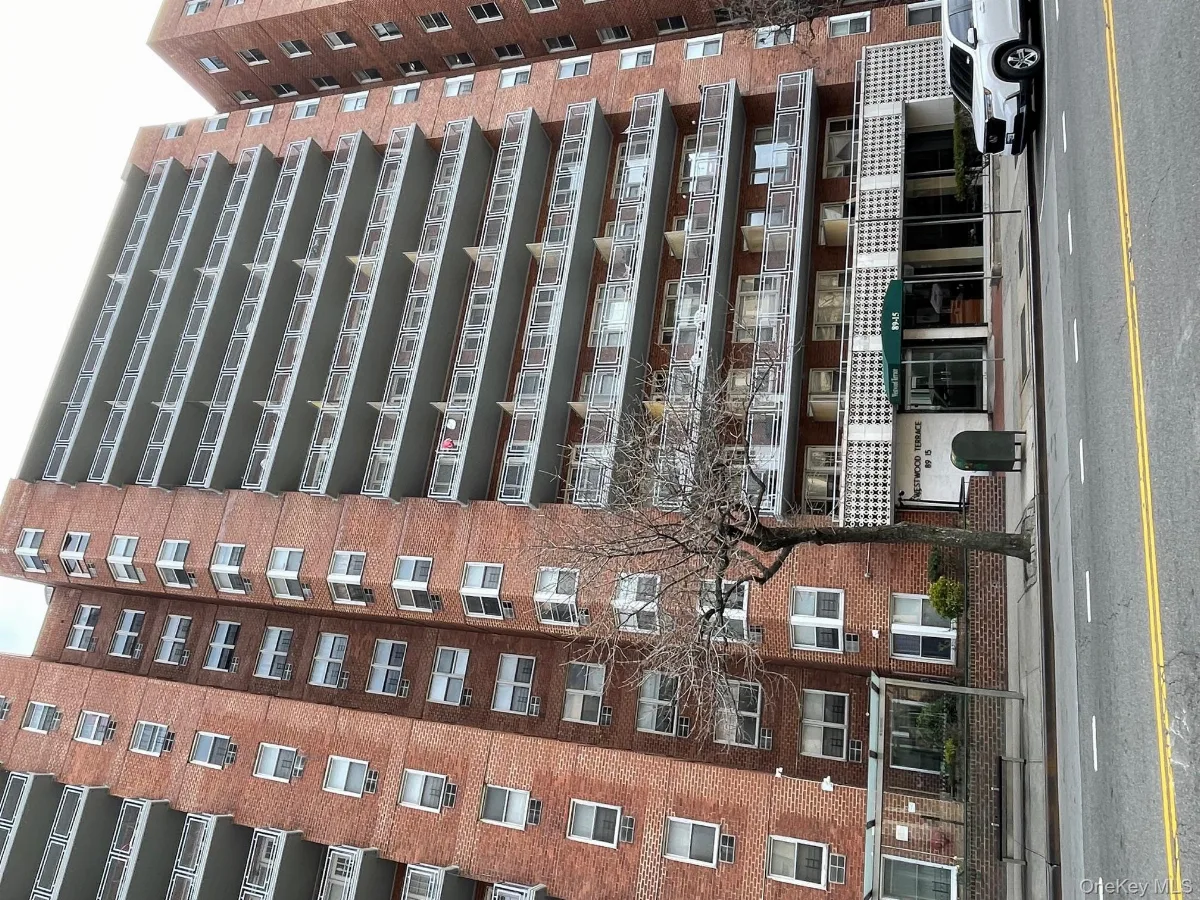 89-15 Parsons Boulevard #3L, Jamaica, NY 11432