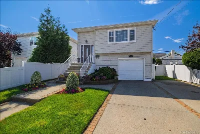 1985 Park Street, Atlantic Beach