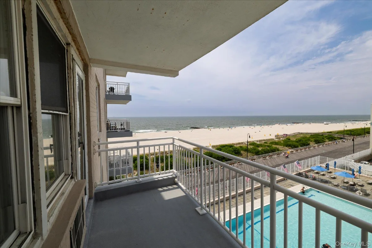 522 SHORE Road #5G, Long Beach NY -- The Parker Deauville Coop for sale
