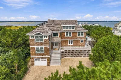 824 Dune Road, Westhampton Dunes