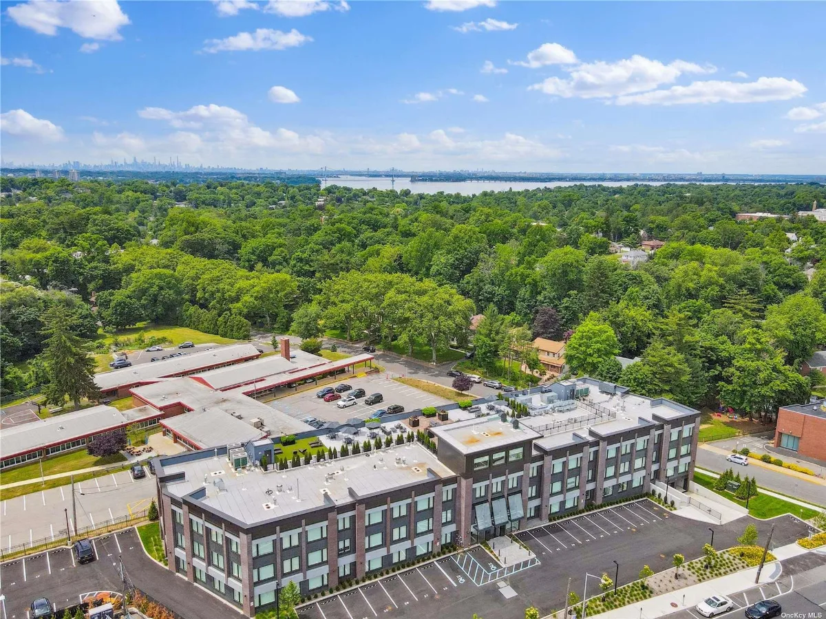 218 Middle Neck Road #110, Great Neck NY -- The Rose at Great Neck Condo for sale