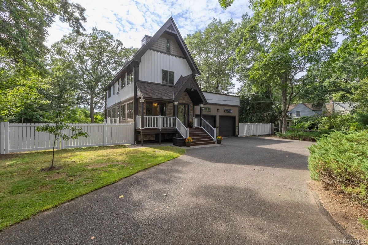 76 Wylde Road, Mount Sinai, NY 11766