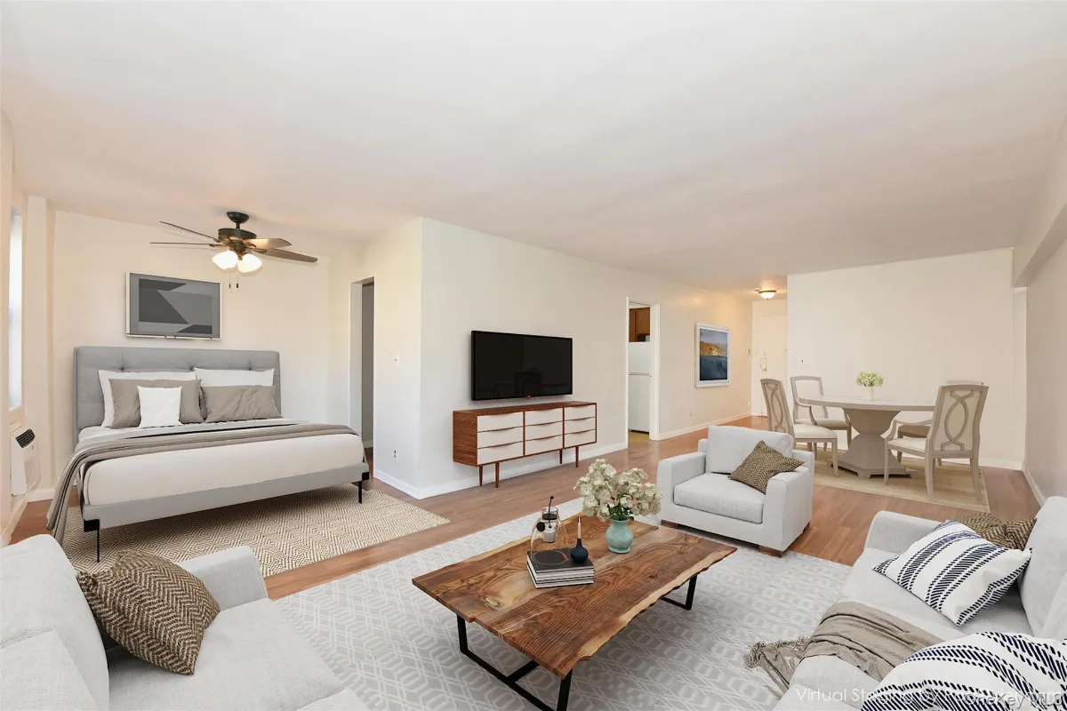 4 Birchwood Court #2P, Mineola NY -- Birchwood Court Coop for sale