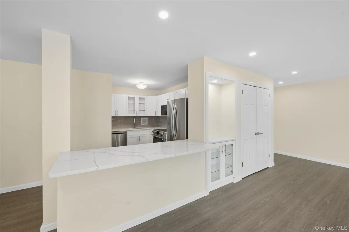 166-26 Powells Cove Boulevard #3D, Beechhurst NY -- Le Havre on the Water Coop for sale