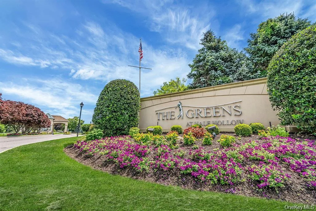 1130 Savoy Drive, Melville NY -- The Greens at Half Hollow Condo for sale