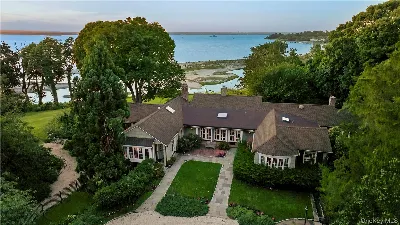 120 W Creek Farms Road, Sands Point