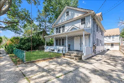 343 Roslyn Avenue, Carle Place