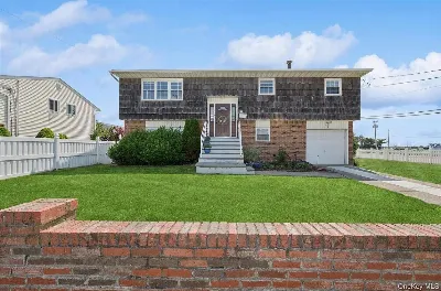 54 Acapulco Street, Atlantic Beach