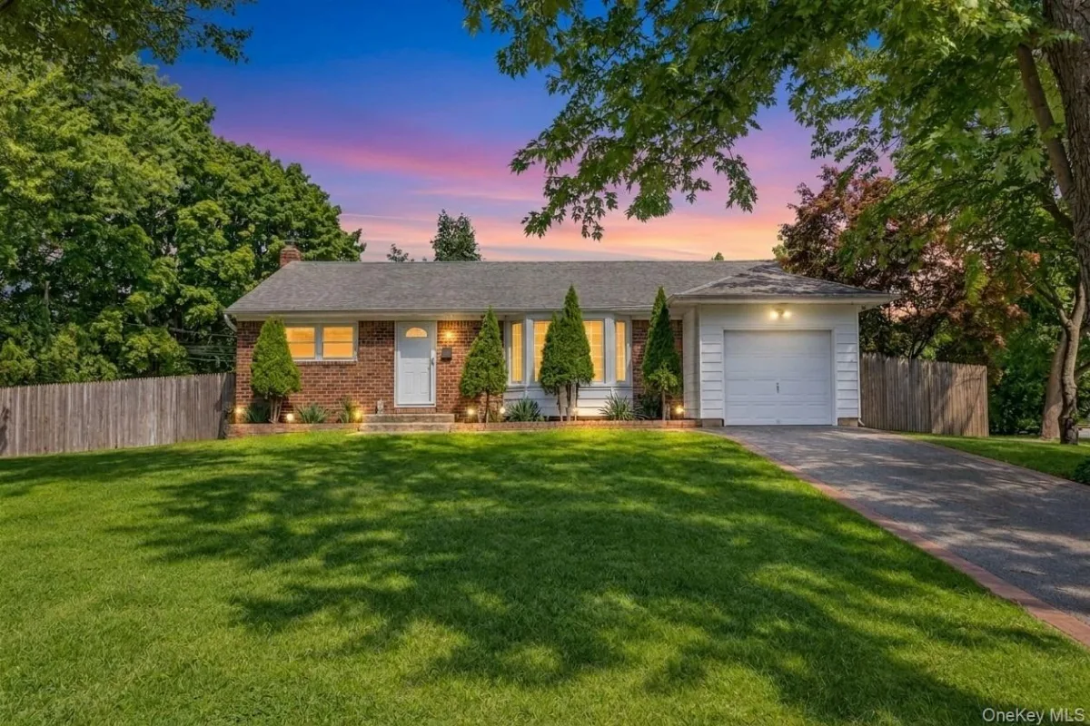 1 Azealia Court, Commack, NY 11725