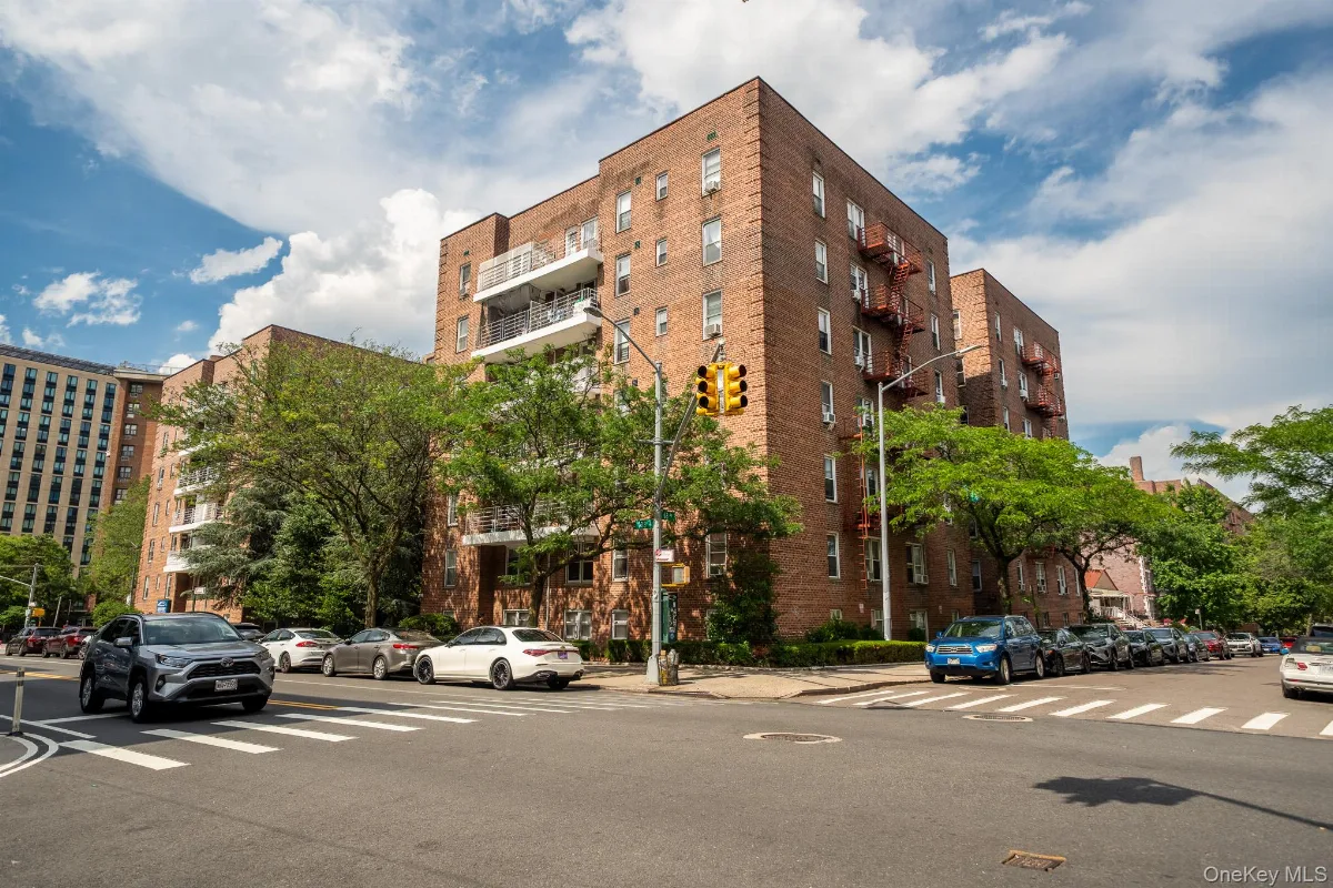 62-59 108th Street #4N, Forest Hills NY -- Oakwood Coop for sale