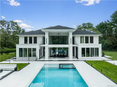 160 Hegemans Lane, Old Brookville