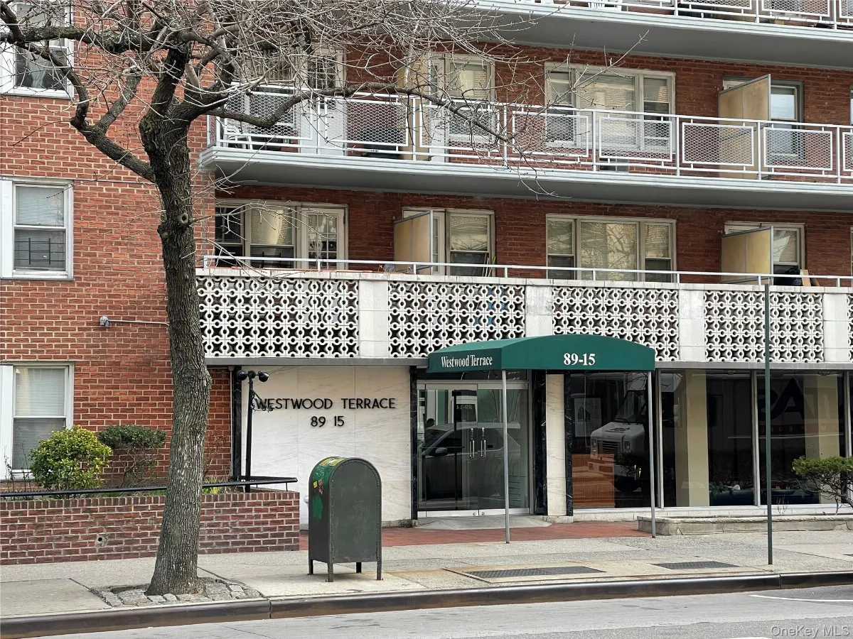 89-15 Parsons Boulevard #7D, Jamaica, NY 11432
