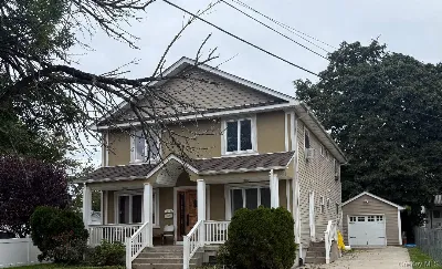 346 Sheridan Street, Westbury