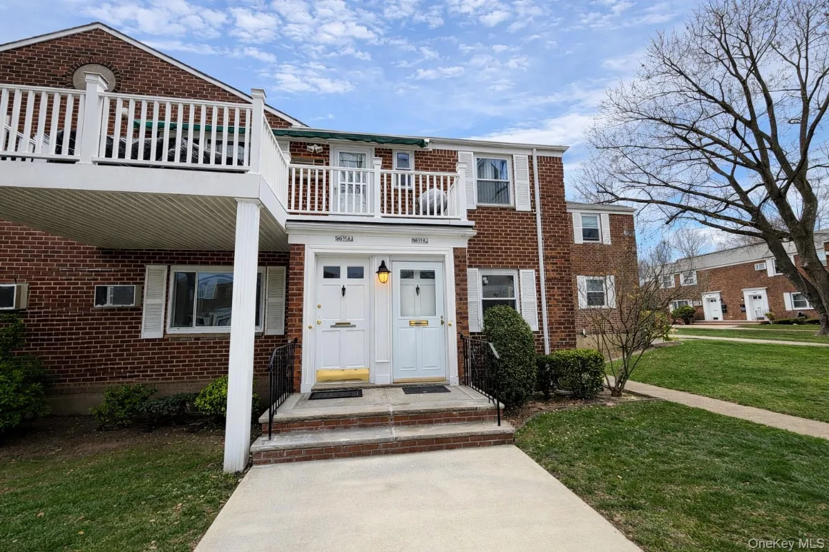 260-11 Langstone Avenue #GV118E5-1, Glen Oaks NY -- Glen Oaks Village Coop for sale