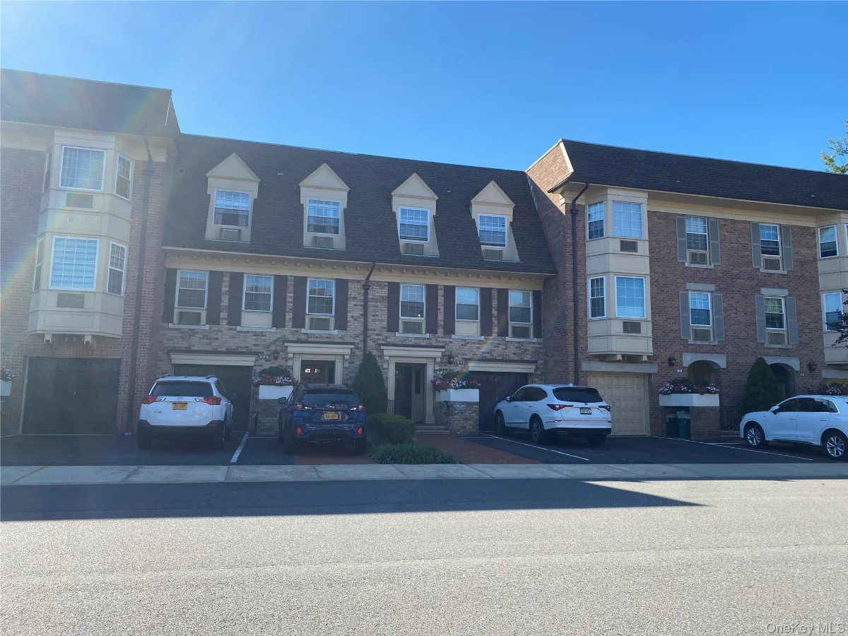 1230 Estates Lane #1136, Bayside NY -- Baybridge Condo for sale