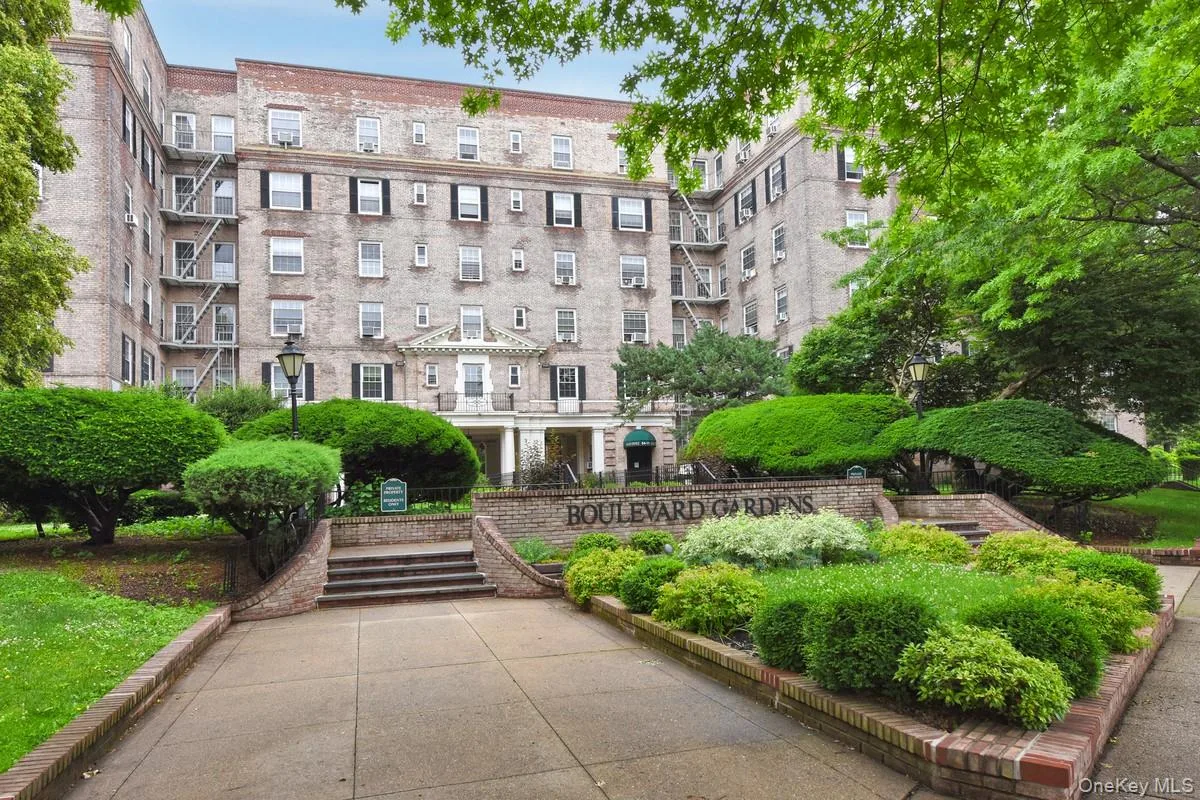 5136 30th Avenue #3B, Woodside, NY 11377