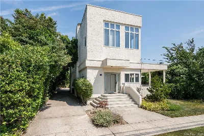 40 Fulton Avenue, Atlantic Beach
