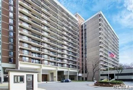 152-18 Union Turnpike #9 J, Kew Gardens Hills NY -- Village Mall at Hillcrest Condo for sale