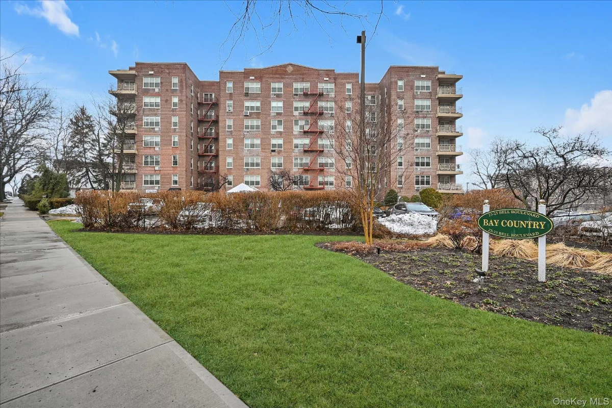 23-25 Bell Boulevard #6J, Bayside, NY 11360