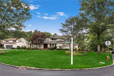 70 Juniper Lane, Muttontown