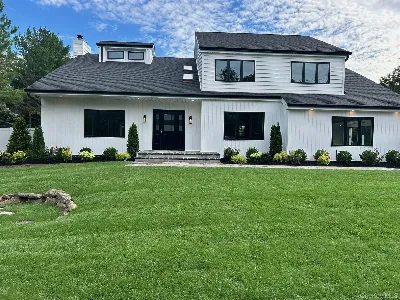 230 Willis Avenue, Syosset