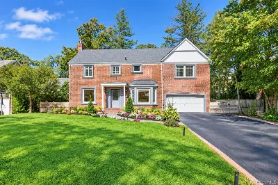 18 Pond Park Road, Great Neck