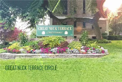 2 W Mill Drive, Great Neck
