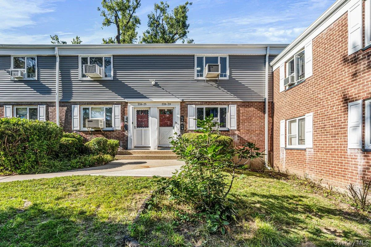 226-29 Manor Rd ##2 Upper, Queens Village NY -- Bell Park Manor Terrace Coop for sale