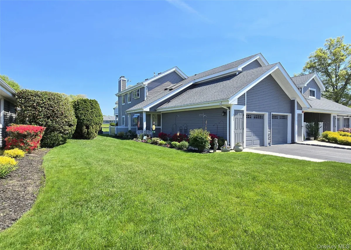 377 Quarry Pond Court, Moriches NY -- The Waterways Condo for sale