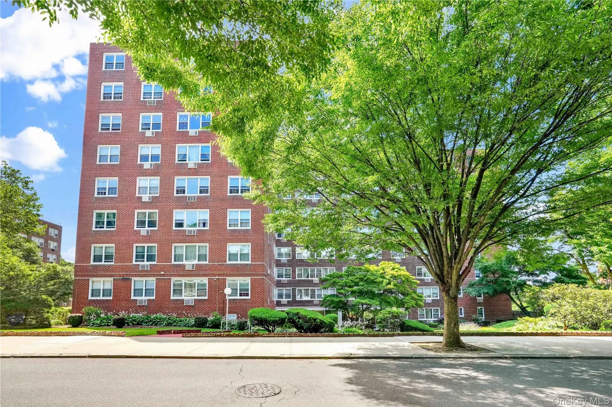 164-20 Highland Avenue #5S, Jamaica, NY 11432