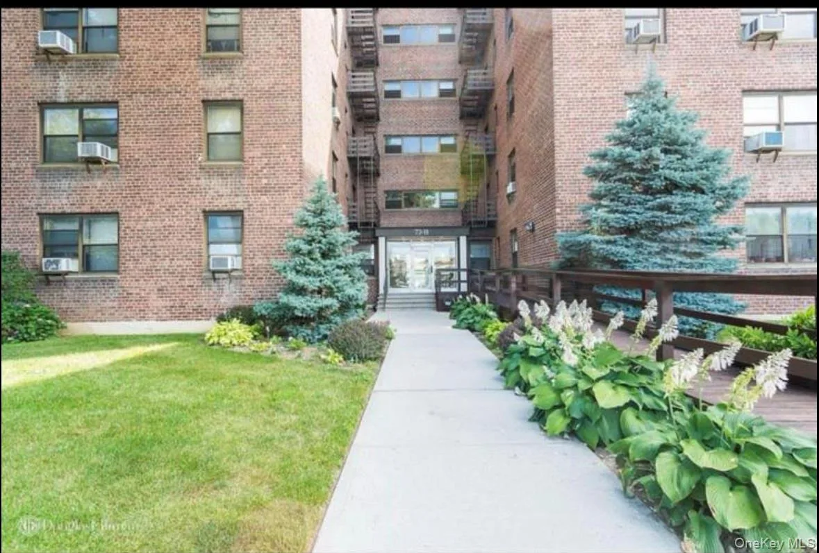 7311 Bell blvd #2B, Oakland Gardens NY -- Windsor Park Coop for sale