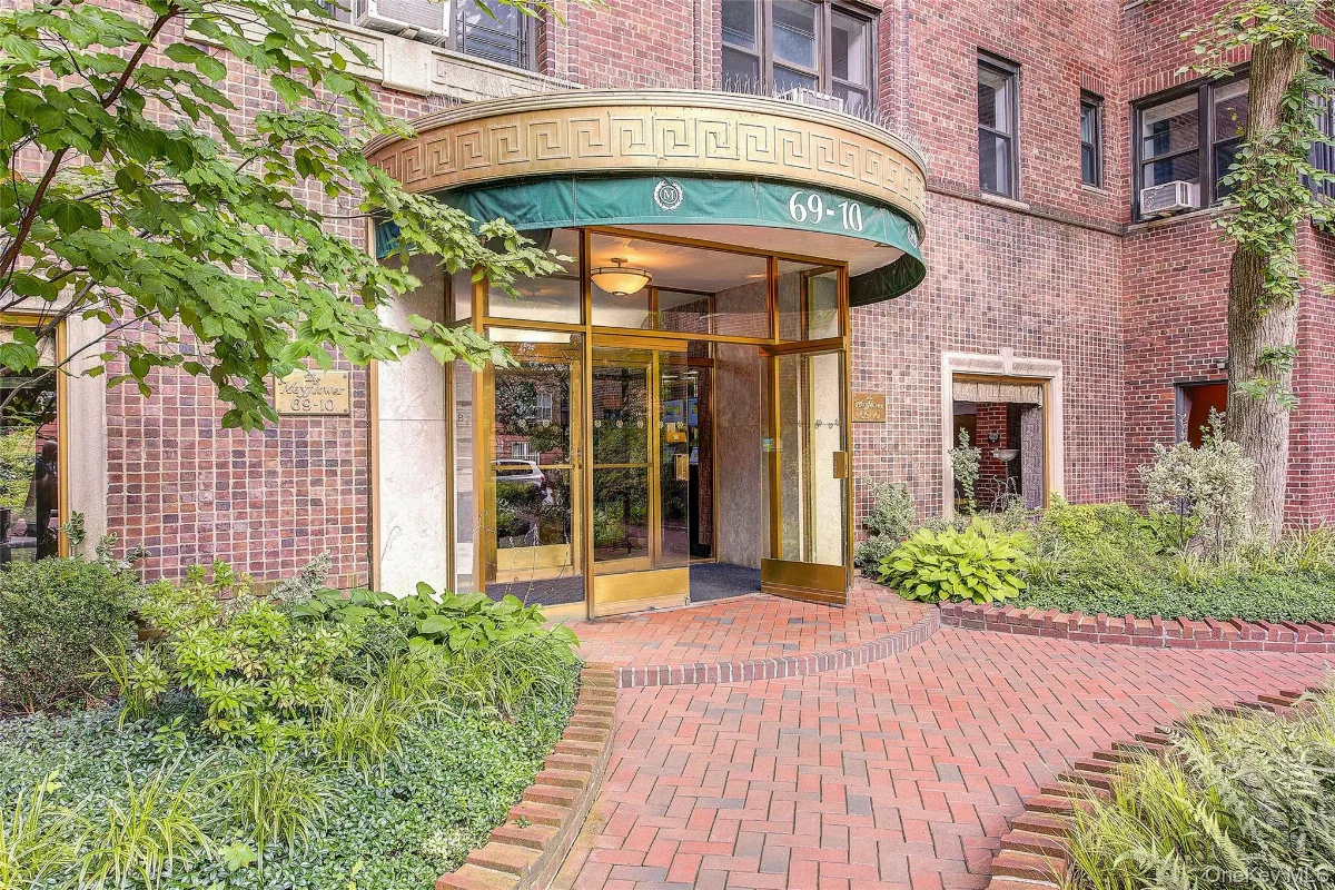69-10 Yellowstone Boulevard #207, Forest Hills NY -- The Gardens at Forest Hills Coop for sale